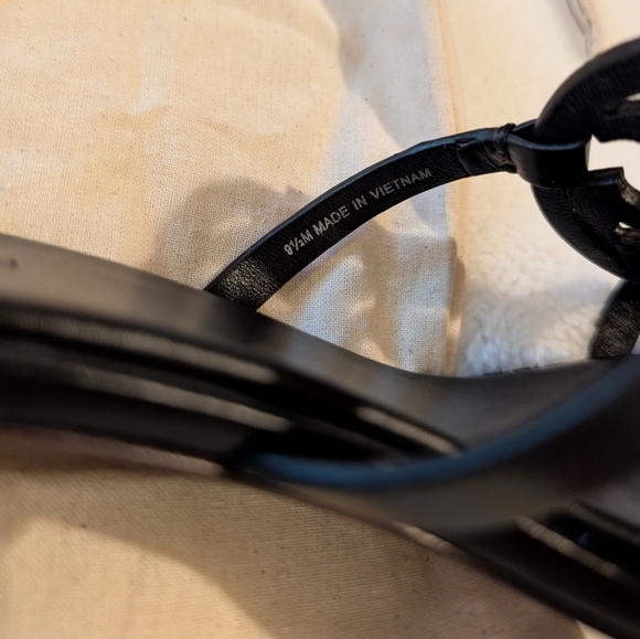 Tory Burch Miller Bombe Black Leather Open Toe Low Heel - Picture 7 of 9